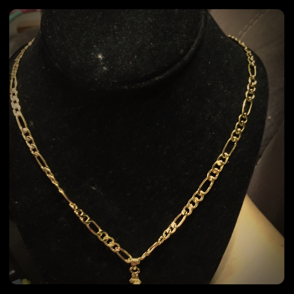 Filled 18k necklace with a Jesus Christ pendant